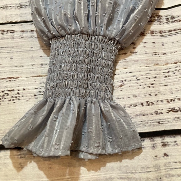 Urban Outfitters Cynthia Clip Dot Sleeve Top Sky Blue Small Puff Ruffle Sleeve - Picture 4 of 9